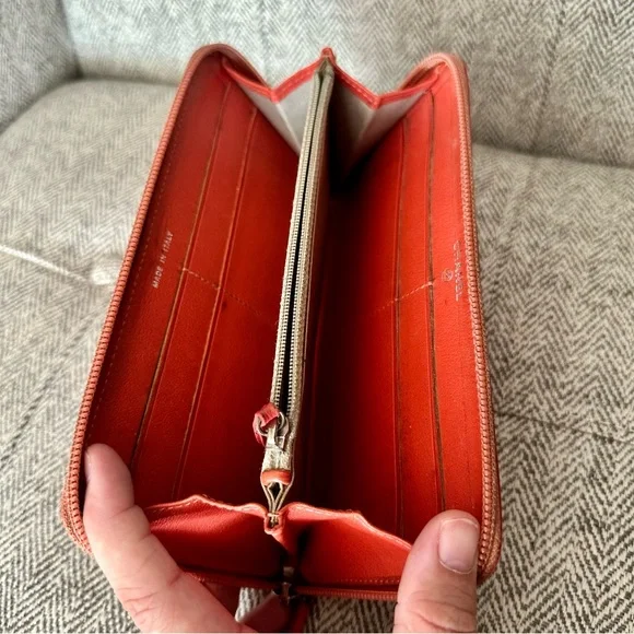 🦚HP🦚 Chanel Limited Edition Cardigan Zip Wallet - Picture 9 of 12